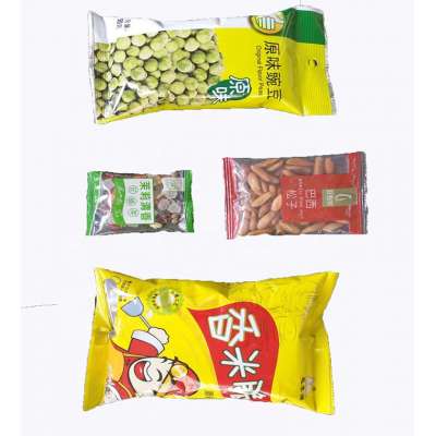 Automatic weighing and packing small biscuit cookies potato chips snacks pillow sachet pouch packaging machine